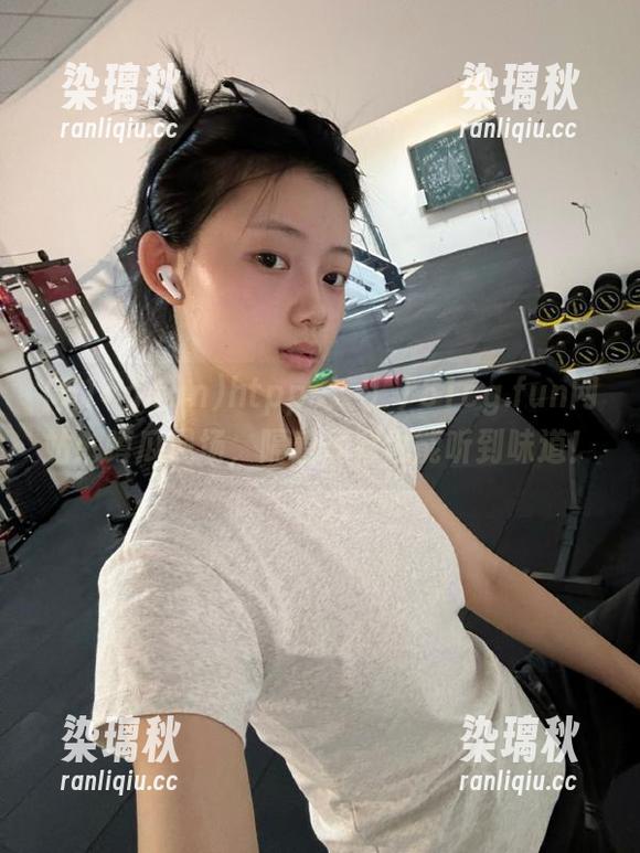 htpps冫丿丿51cg.fun网站：蹲瓜现场，隔着屏幕也能听到味道！