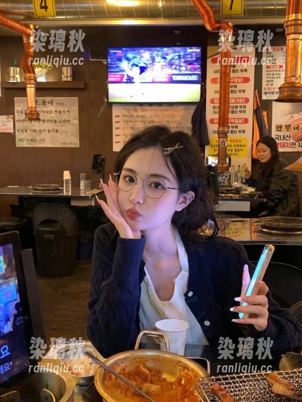 58吃瓜 在58吃瓜里,每个瞬间都是冲击,完全在我的收藏清单上!
