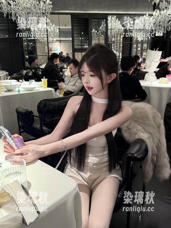 718.sx 718.sx网页真的是个吃瓜大餐,别怪我咬了一口就停不下来!