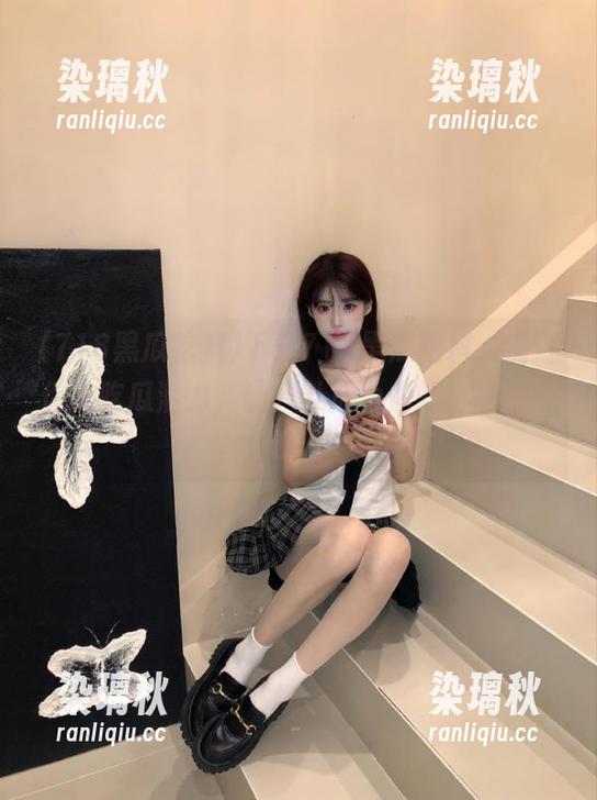 下载718黑瓜吃料，挖掘你的吃瓜潜力，让八卦成为你的日常必修课！