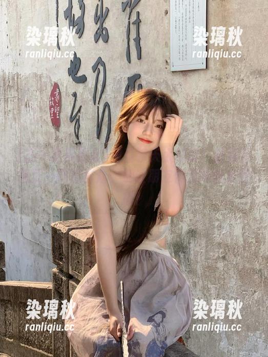 网页聊天太好玩！赶紧下载五一吃瓜群众，别让朋友们孤单吃光西瓜！