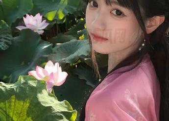 靠人人吃瓜网，各种资源随便你挑，大到明星小到路边摊，统统都有！