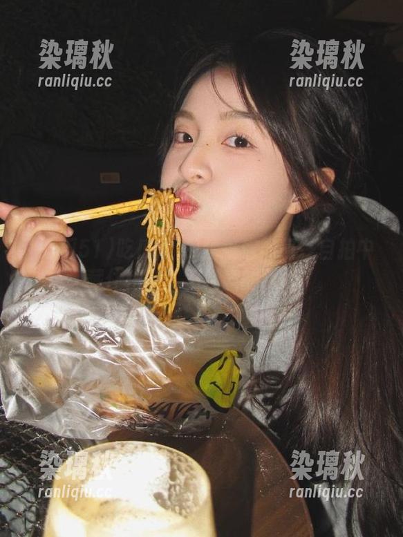 吃瓜51视频教你如何在自拍中藏住秘密，不经意的暧昧？