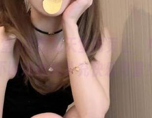 在吃瓜天堂网页上，所有瓜都不断地给我补充快乐电量！