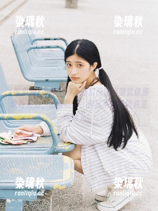吃瓜网 实际上17.c吃瓜网的资源就像那块巧克力,偷偷吃了,但又不知道到底是啥味儿。