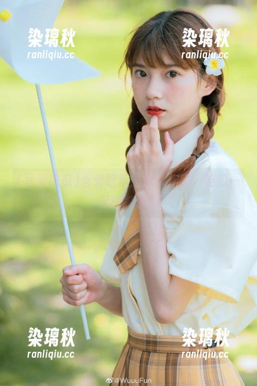 吾爱吃瓜：永久抱团，吃瓜一起翻牌子！