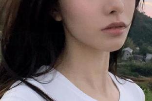 吃瓜狂欢夜：我要吃瓜官网上最火的10个沙雕新闻！