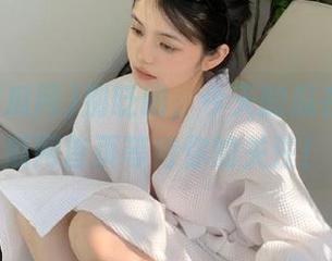 别眨眼，今天的瓜在我要吃瓜网首页等待你的关注！