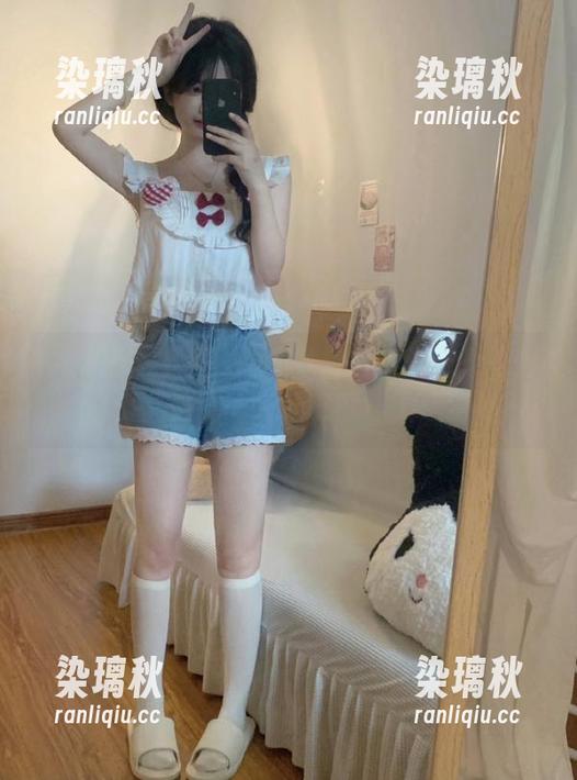 “zztt32.ccm黑料不打烊”app上线，你的瓜将被榨干成汁吗？