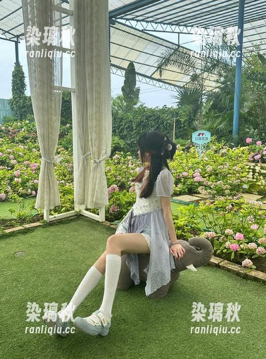 黑料不打烊好像只有免费这一个亮点，卡的地方越来越多让人心慌慌。