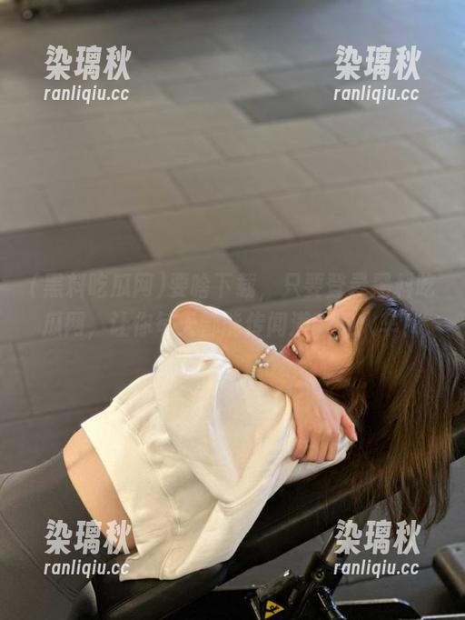 黑料吃瓜网 要啥下载,只要登录黑料吃瓜网,让你每天都能传闻满嘴跑火车!