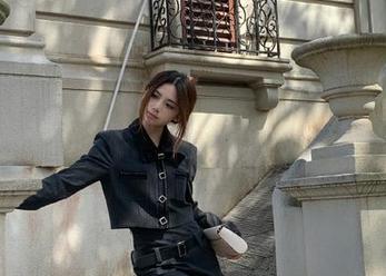 当“黑料布打烊”遇上苹果版，鸡兔同笼，瓜群众乐开花！