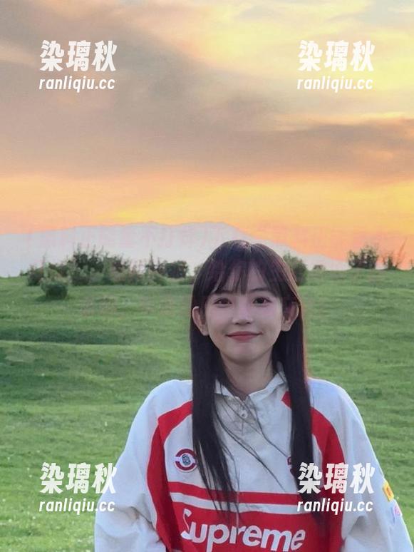 下载“黑料正能量不打烊”，最新网站，给你的生活增添了新乐趣，毕竟撸瓜也要有文化！