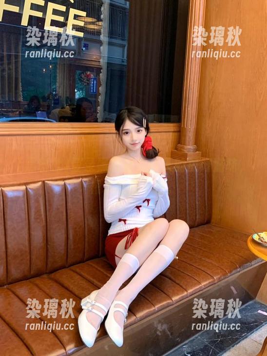 登录黑料社，今天的瓜好滋味，根本抵挡不住。