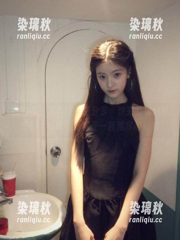 黑料网免费分享，快来看看你爱豆的‘秘密’！真是一言难尽的好戏