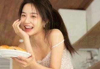 “黑正能量料”网站能不能别玩神秘兮兮的入口了？我想直接进！